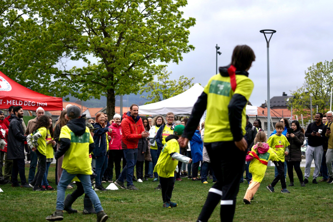 Drammen ballklubb viste frem en av sine populære aktiviteter for barn og unge. Foto: Sara Svanemyr, Det kongelige hoff. 